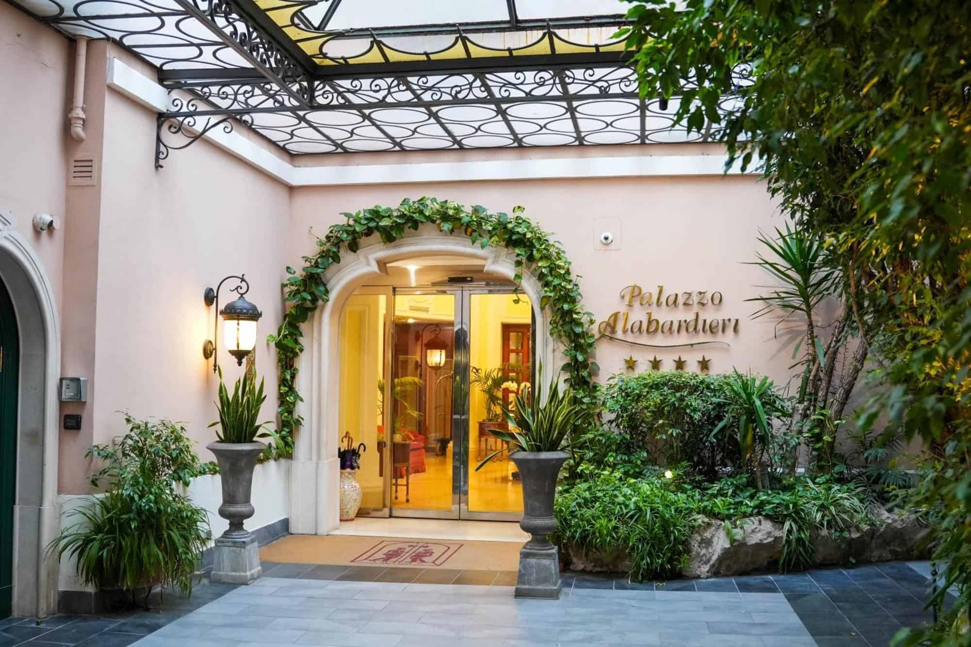 naples-palazzo-alabardieri